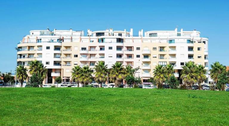 Fully equipped pleasant holiday apartment with terrace | Next to the beach | Perfect for remote work | Pets are welcome — photo 4