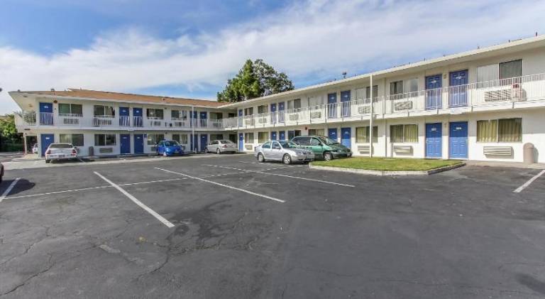 Super 8 by Wyndham Santa Clara — photo 4
