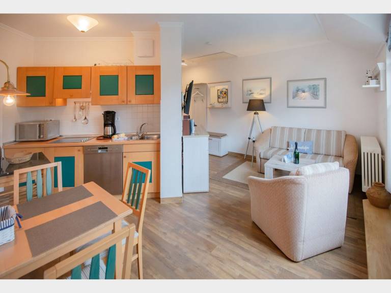 Komfort Ferienwohnung mit 1 Schlafzimmer und Balkon im Dachgeschoss — photo 4