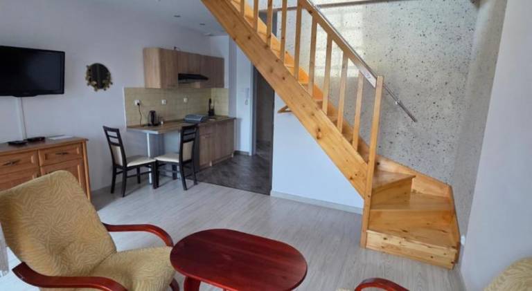 Apartment with 2 rooms for 6 persons — photo 3