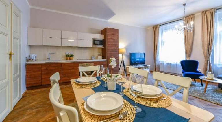 Apartment | Near Prague astronomical clock | Perfect for remote work — photo 2