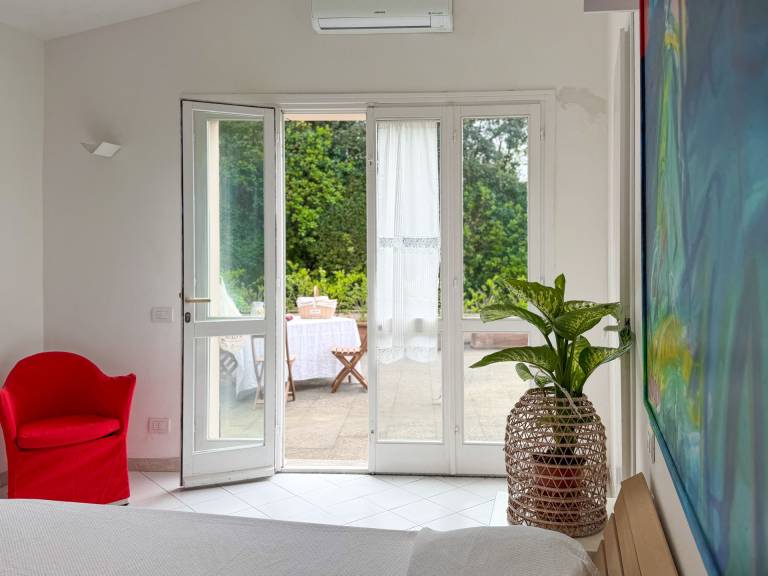 The Orizzonte Blu apartments are in an attractive natural setting, a very short distance from the li — photo 2