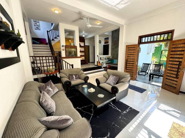 Villa  Hikkaduwa