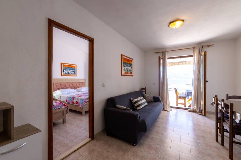 Two bedroom apartment near beach Cove Solotiša, Hvar (A-4623-a) — photo 4