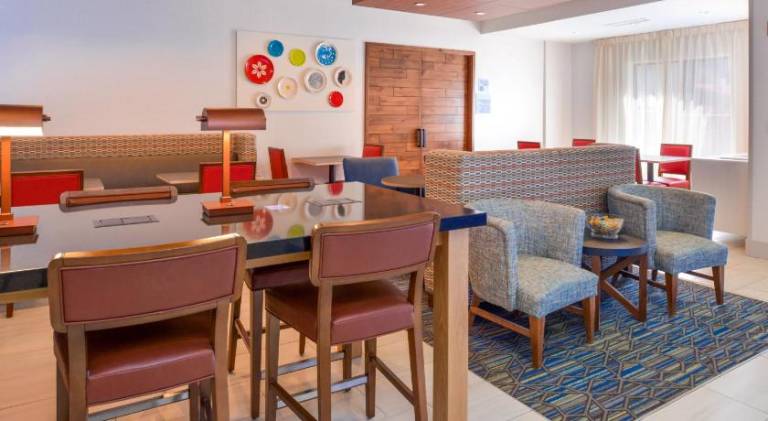 Holiday Inn Express Glenwood Springs Aspen Area By IHG — photo 4