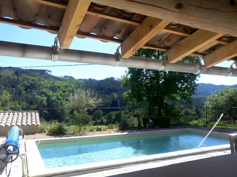 Fully equipped beautiful holiday apartment with garden, hot tub & pool | Mountain view | Pet-friendly in Saint-Jean-du-Gard