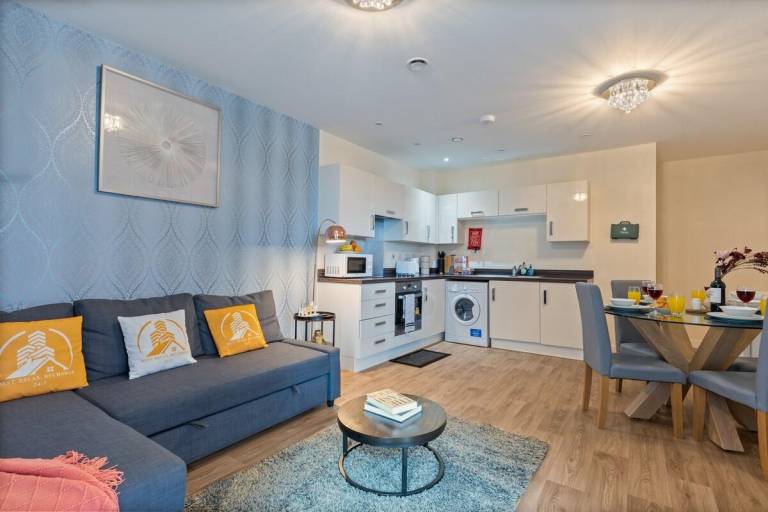 Tranquil Telford Retreat with 2 Bedrooms