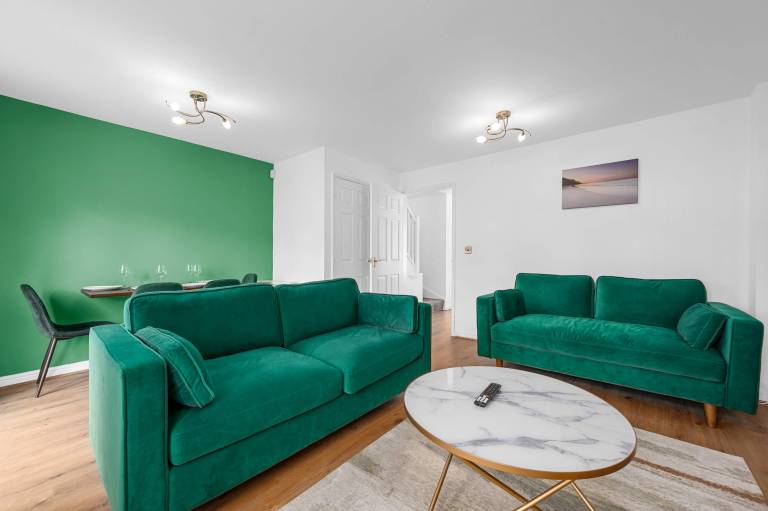 Child-friendly spacious house with yard | Perfect for remote work | Pet-friendly — photo 3