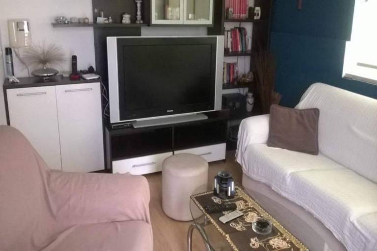 Holiday apartment with patio & barbeque | Sea view — photo 3