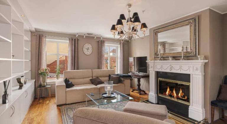 DINBNB Apartments l 50m to Bryggen l Multiple Apts l Balcony l View l Fireplace in Bergen