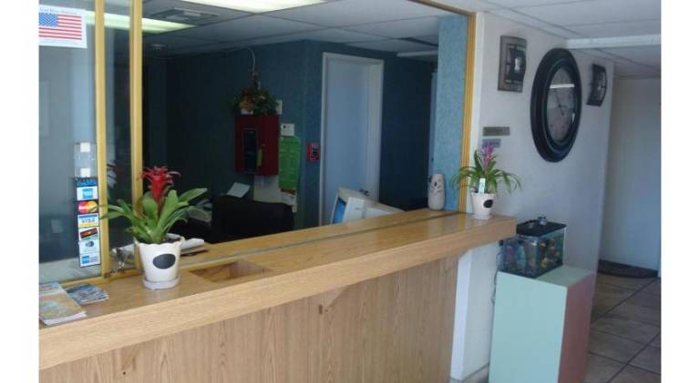 Travelers Inn by Hotel O Lake Havasu City — photo 3
