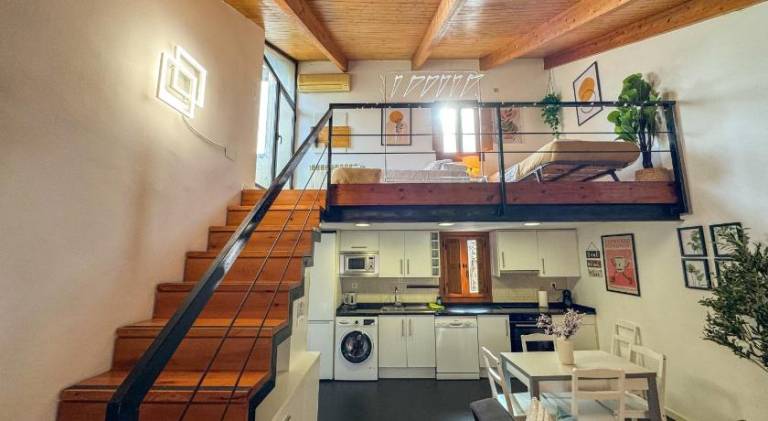 Lovely apartment | Near Cathedral-Basilica of Our Lady of the Pillar | Pets allowed — photo 3