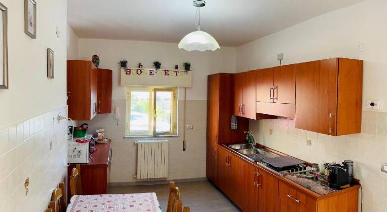 Apartment with 2 rooms for 5 persons — photo 4