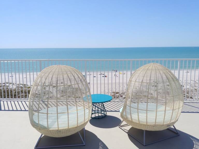 Condo Treasure Island