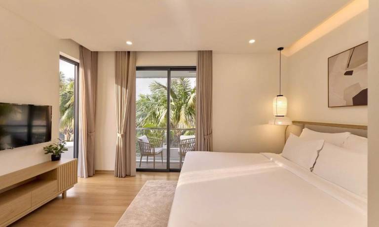 Vacation home with pool & yard in Phu Quoc