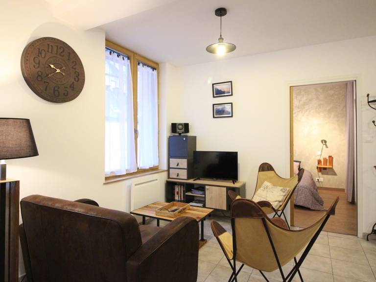 Apartment with 2 rooms for 4 persons — photo 2