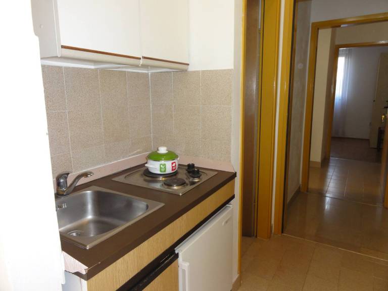 Holiday apartment with garden & patio — photo 4