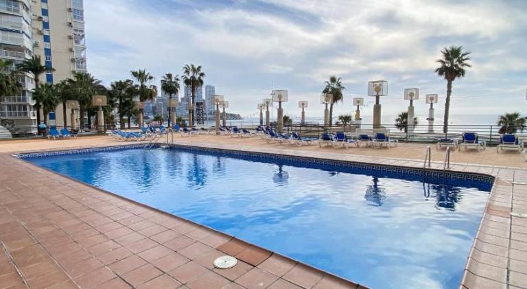 Holiday apartment with patio & private pool | Close to the beach | Pets are welcome — photo 2