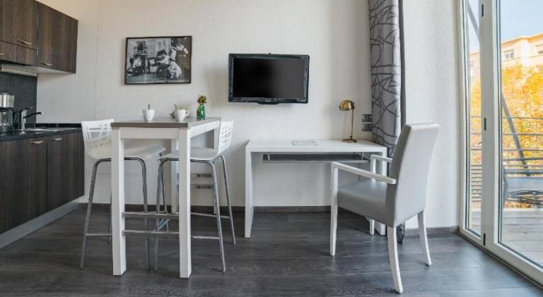 Serviced apartment with garden | Suitable for remote work — photo 5
