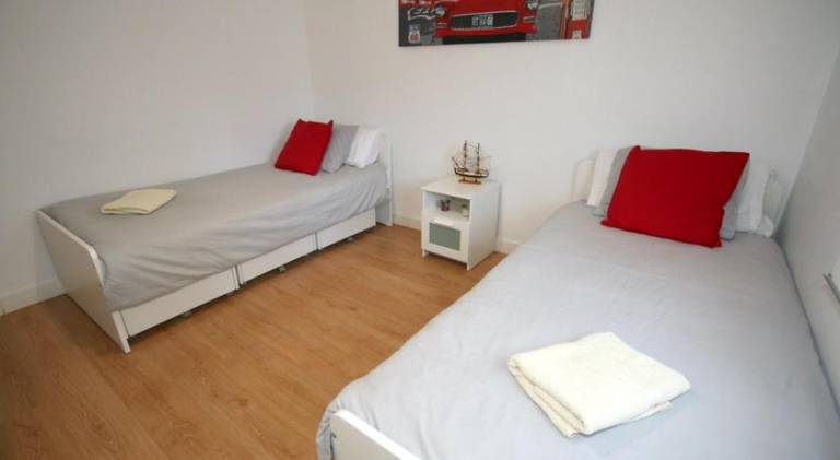 Rental apartment with 2 rooms for 4 persons — photo 5