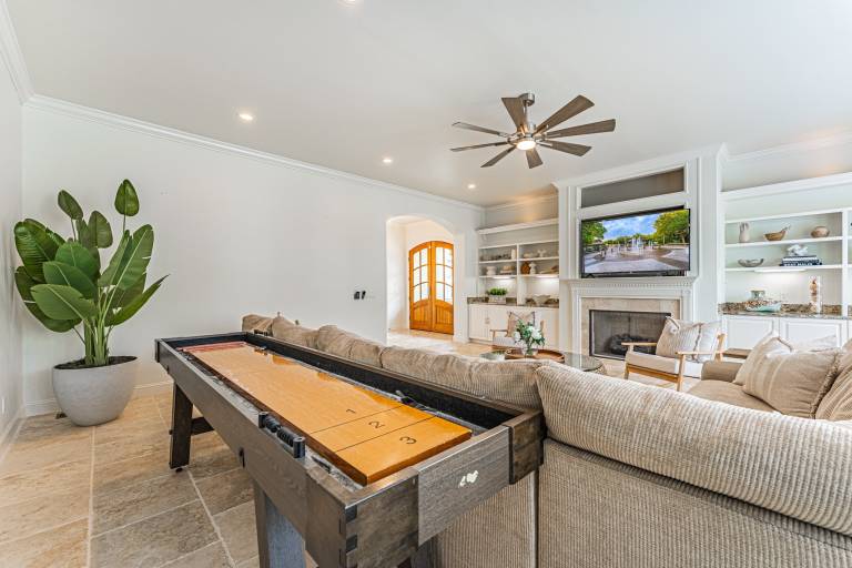 Luxury Hilton Head Beach House Sleeps 20 Hot Tub & Games — photo 4