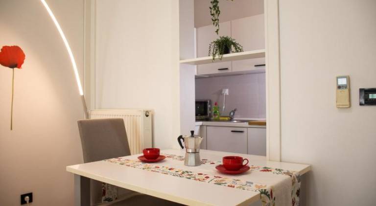 Apartment with patio & garden | Perfect for remote work — photo 5