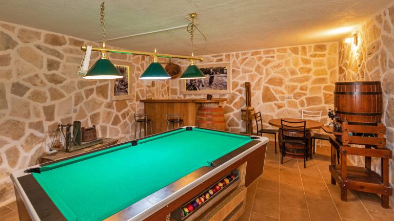 Family-oriented villa with garden, patio & barbeque | Pet-friendly — photo 4