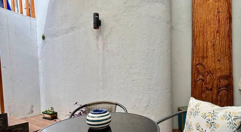 Big house with garden, patio & barbeque | Close to Portas da Cidade de Ponta Delgada | Good for workation | Pet-friendly — photo 4