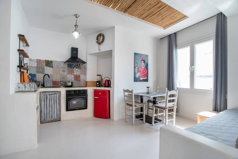 Studio Apartment 'Helmos Premium' with Wi-Fi and Air Conditioning — photo 4