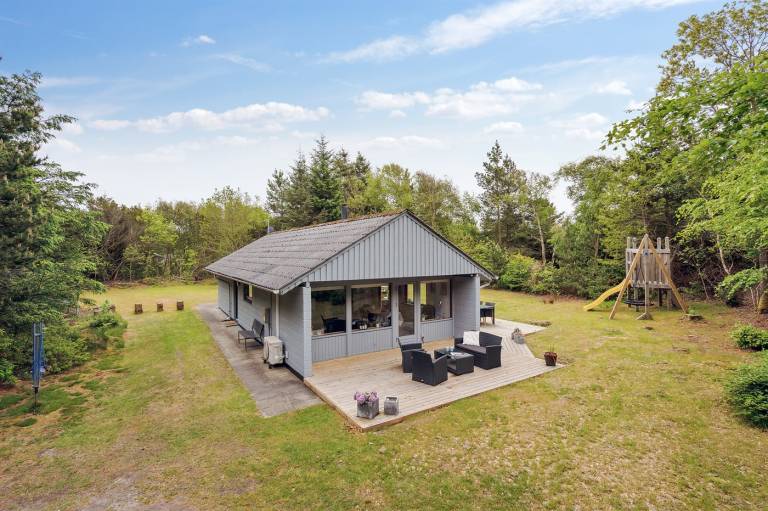 Ferienhaus mit Hund in Lodbjerg Hede, Houvig Strand fuer max. 6 Personen
