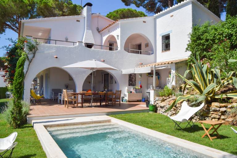 Fully equipped house with pool, patio & fast internet | Garden view | Perfect for remote work | Pets are welcome in Begur