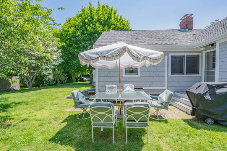 Vacation home with barbecue — photo 5