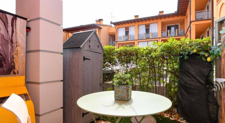 Martin apartment with pool & terrace near center salo & lake Garda — photo 5
