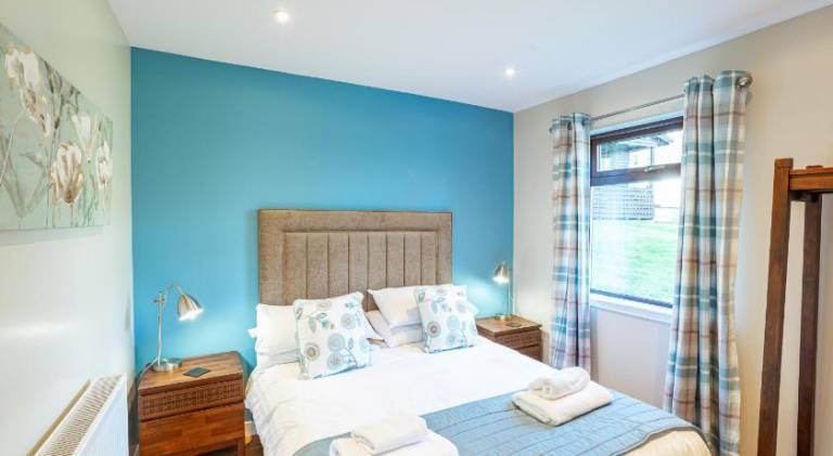 Lodge with patio in Newton Stewart