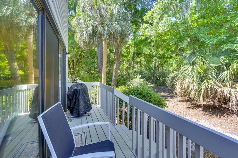 Walk to Forest Beach: Hilton Head Getaway! — photo 2