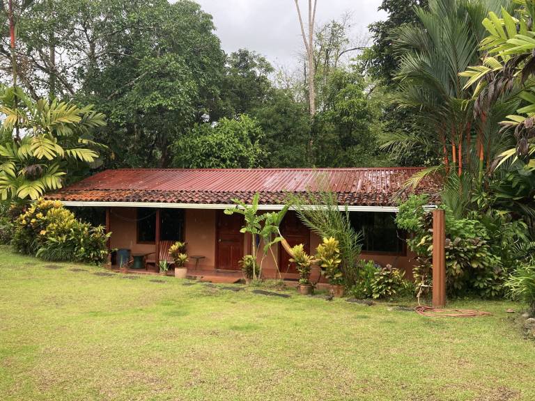 Cabin Agujitas de Drake