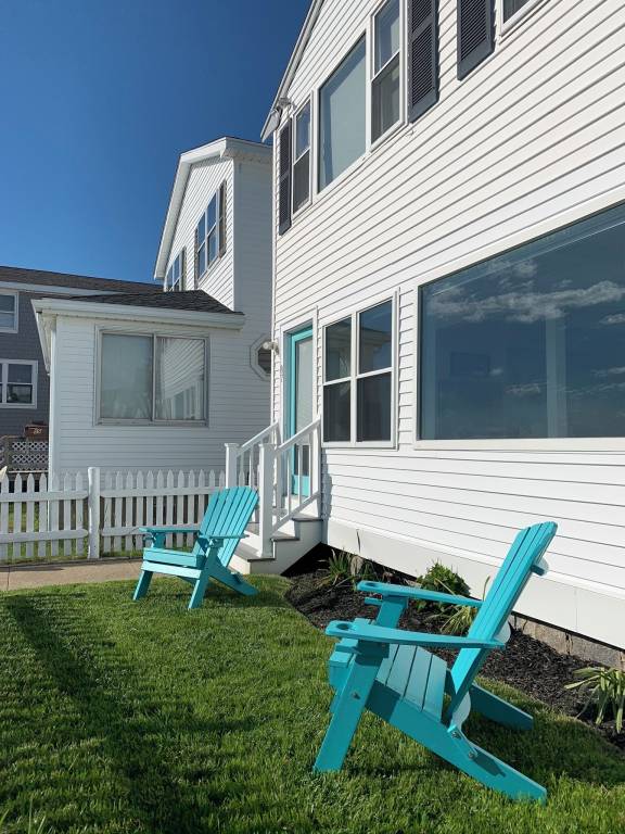 House  North Weymouth