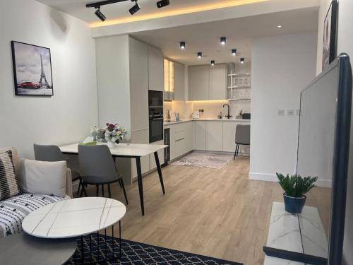 Apartment London Borough of Tower Hamlets