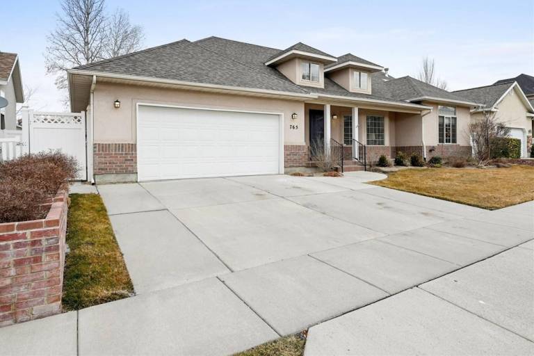 House  Millcreek