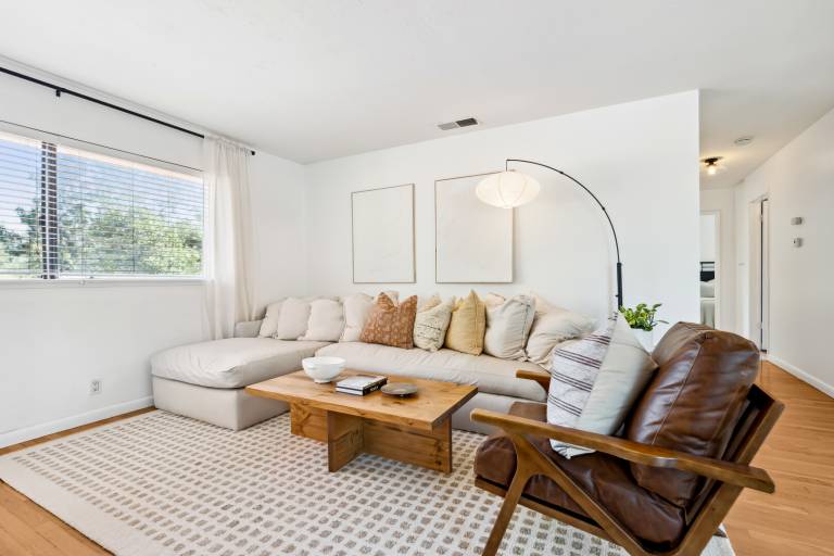 Condo with private pool — photo 4