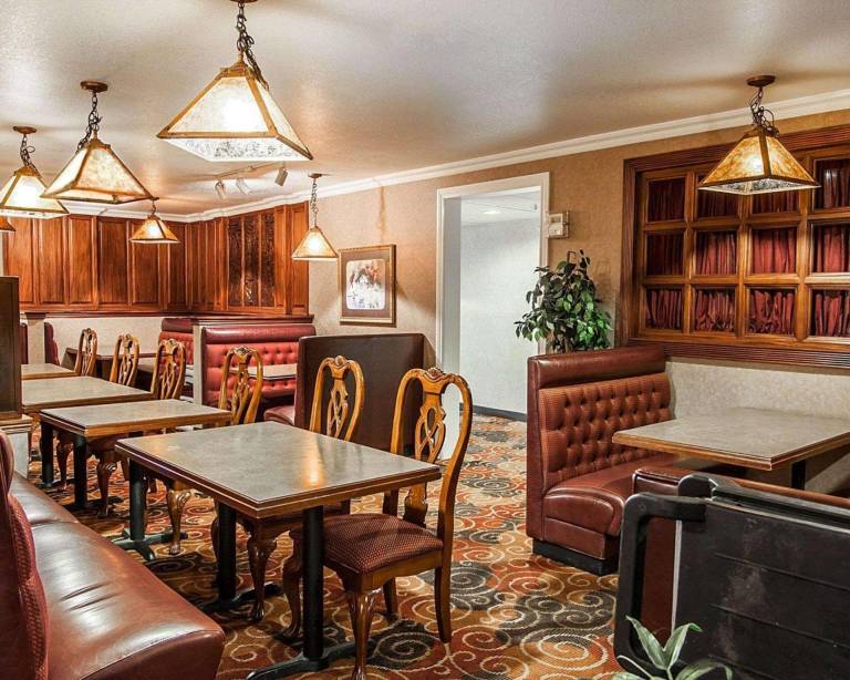 Comfort Suites Corvallis — photo 5