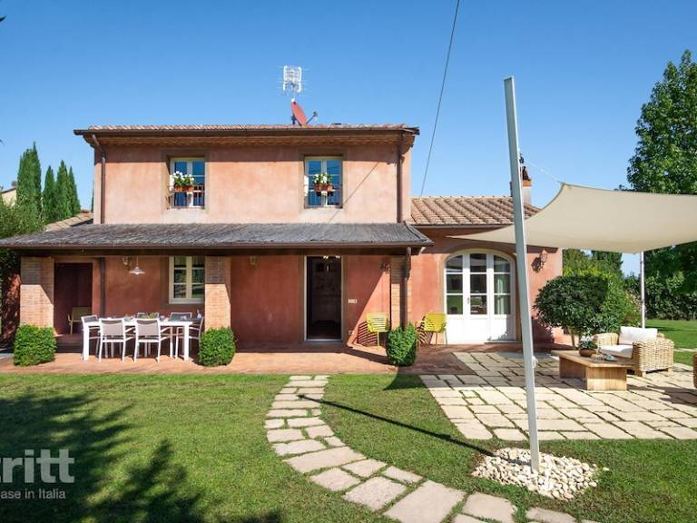 House with terrace, garden & private pool in Capannori