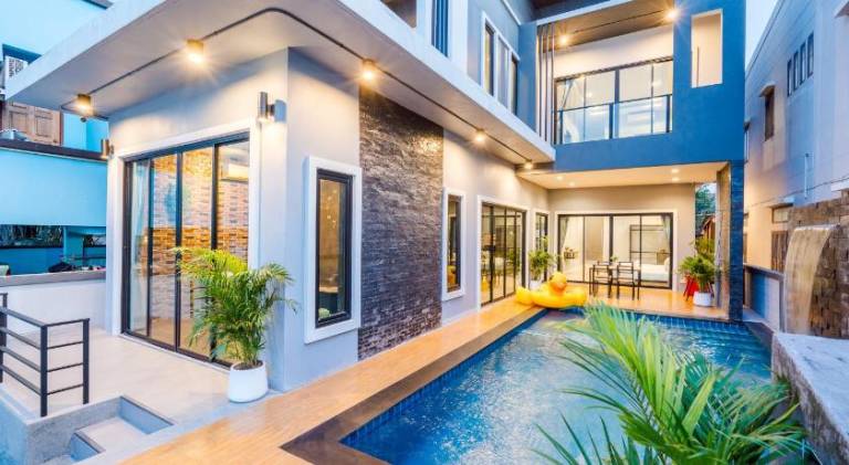Big villa with pool | Next to the beach | Pets allowed in Hua Hin