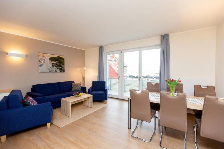 Apartment mit 3 Schlafzimmern,Parkplatz am Haus  P5A7 Hund erlaubt in Plau am See