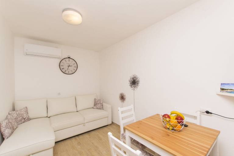 House Anica — photo 2