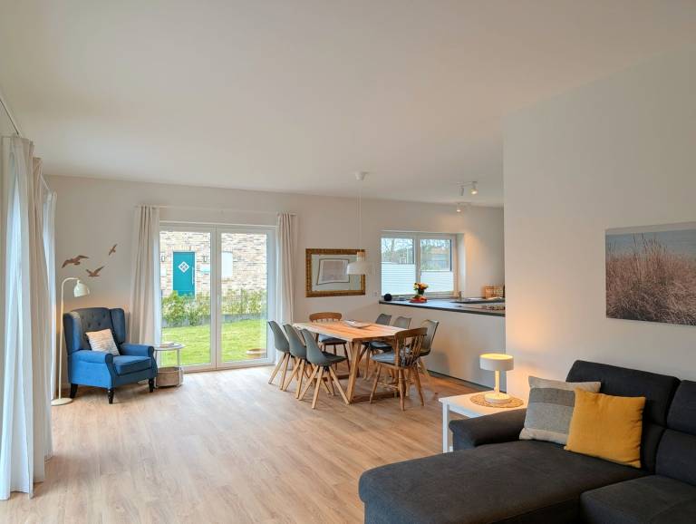 2024 erbautes Ferienhaus Küstenhus - mit Wellnessoase und Garten. in Kuehlungsborn