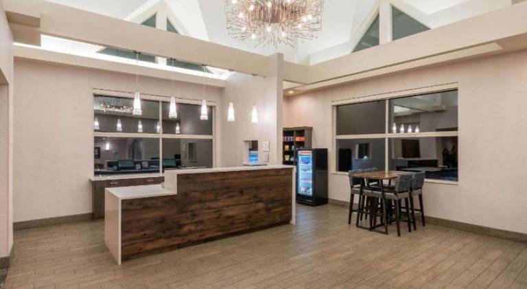 La Quinta Inn & Suites by Wyndham Bozeman — photo 2