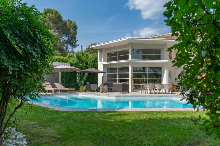 Villa mit bewaldetem Garten in Castelnau le Lez