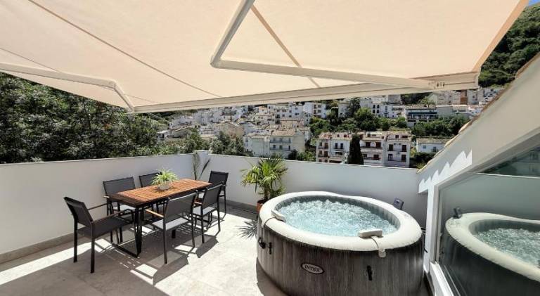 Lovely house with jacuzzi | Pets are welcome — photo 2
