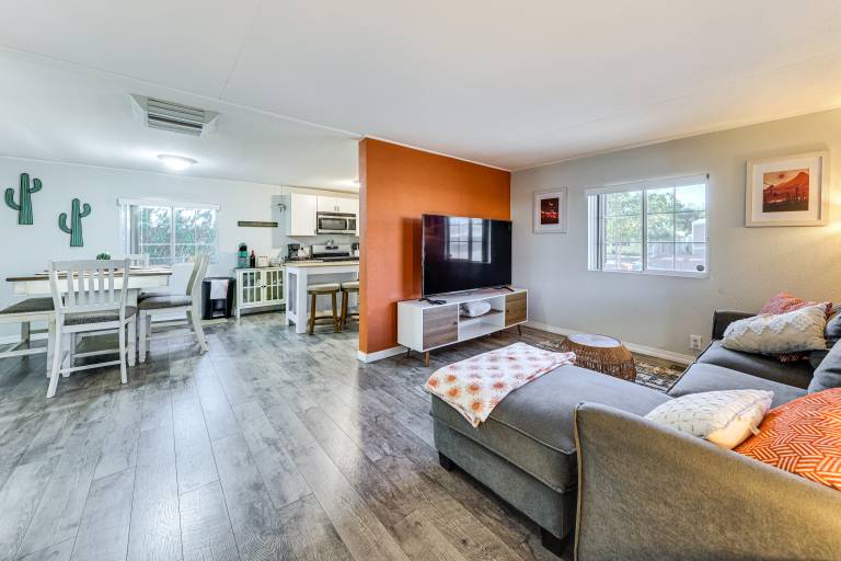 Updated Escape w/ Game Room 1 Block to River! in Bullhead City, AZ
